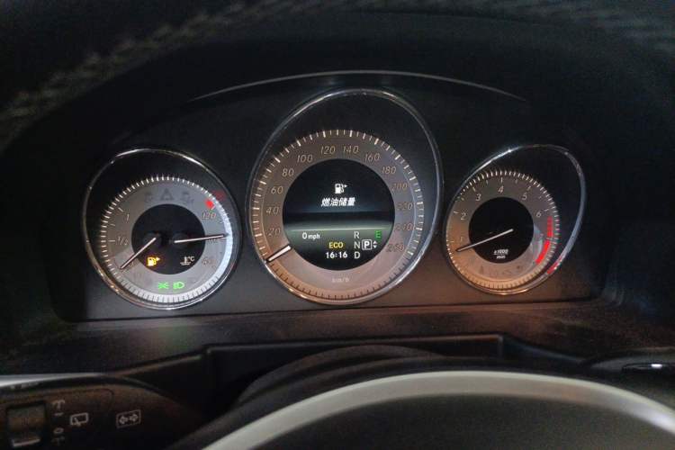 Used Mercedes-Benz GLK-Class 2014 GLK 260 4MATIC Dynamic Model Instrument Cluster