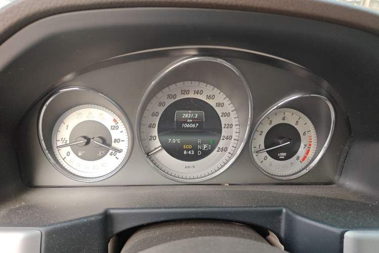 Used Mercedes-Benz GLK-Class 2014 GLK 200 Standard Model Instrument Cluster