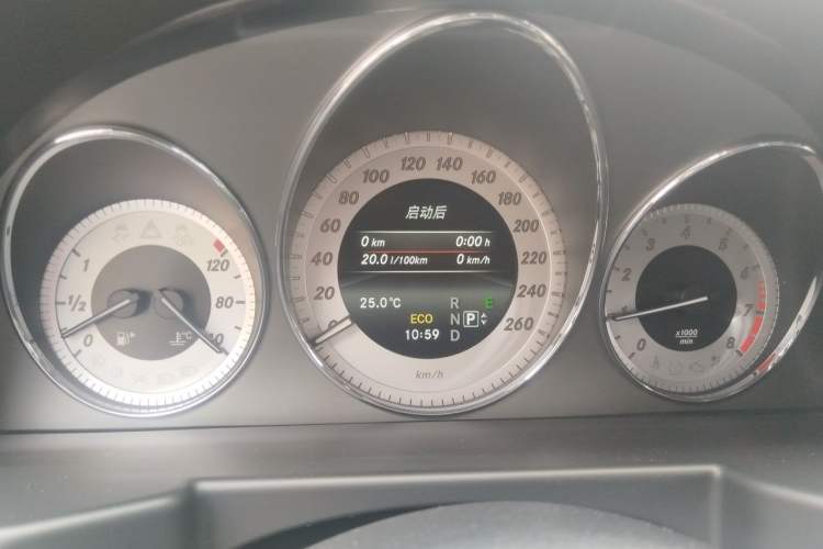 Used Mercedes-Benz GLK-Class 2014 GLK 200 Standard Model Instrument Cluster