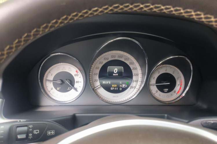 Used Mercedes-Benz GLK-Class 2014 GLK 260 4MATIC Dynamic Model Instrument Cluster