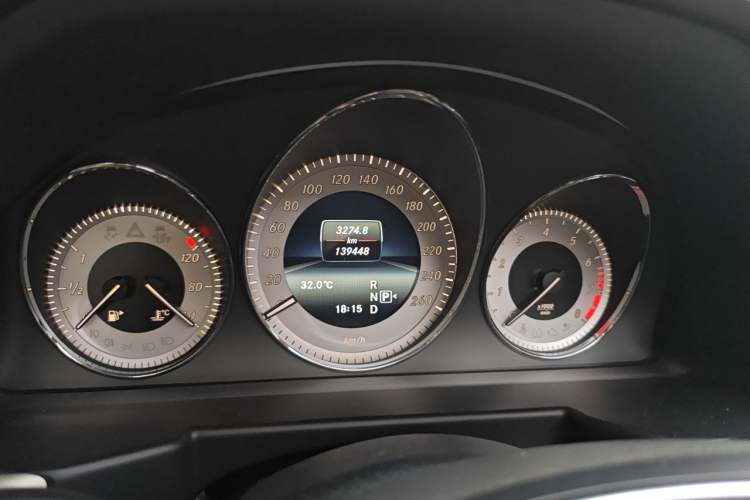 Used Mercedes-Benz GLK-Class 2014 GLK 260 4MATIC Dynamic Model Instrument Cluster