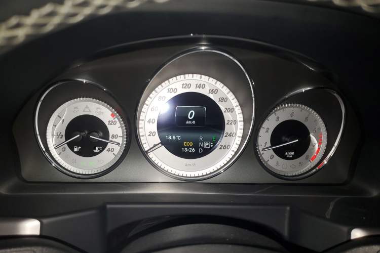 Used Mercedes-Benz GLK-Class 2014 GLK 260 4MATIC Dynamic Model Instrument Cluster