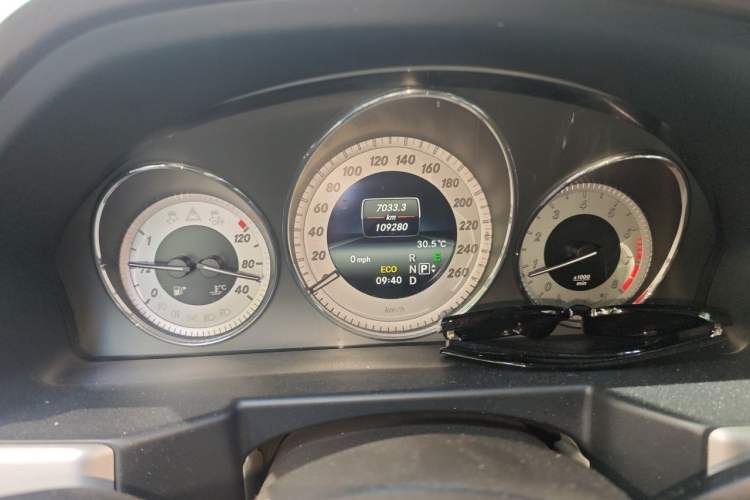 Used Mercedes-Benz GLK-Class 2014 GLK 260 4MATIC Dynamic Model Instrument Cluster