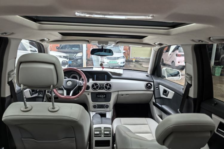 Used Mercedes-Benz GLK-Class 2014 GLK 200 Standard Model Interior 1
