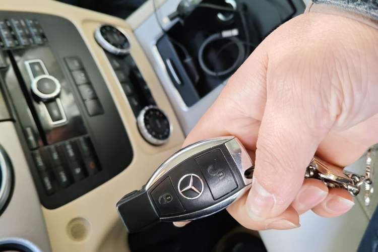 Used Mercedes-Benz GLK-Class 2014 GLK 200 Standard Model Interior 1