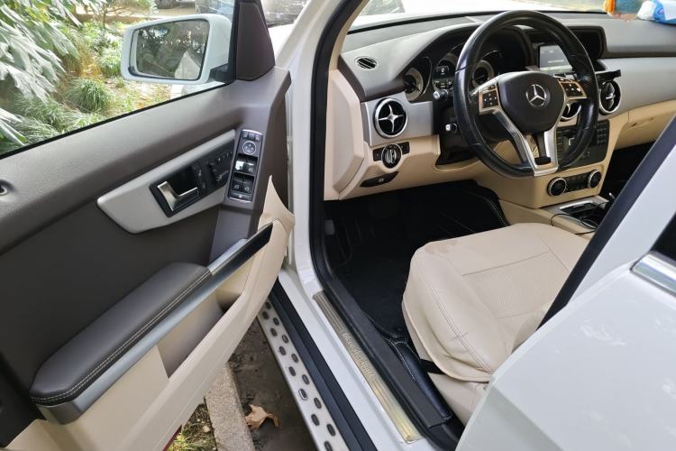Used Mercedes-Benz GLK-Class 2014 GLK 200 Standard Model Interior 3