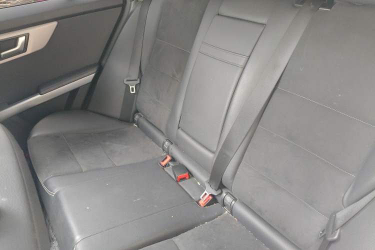 Used Mercedes-Benz GLK-Class 2014 GLK 200 Standard Model Interior 4