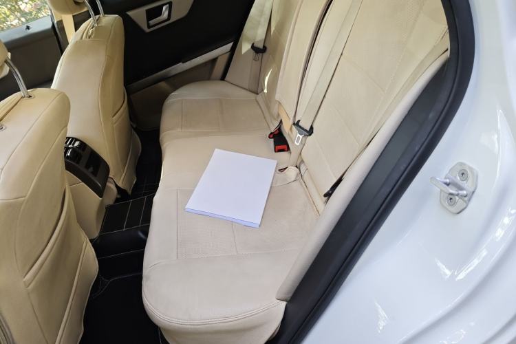 Used Mercedes-Benz GLK-Class 2014 GLK 200 Standard Model Interior 4