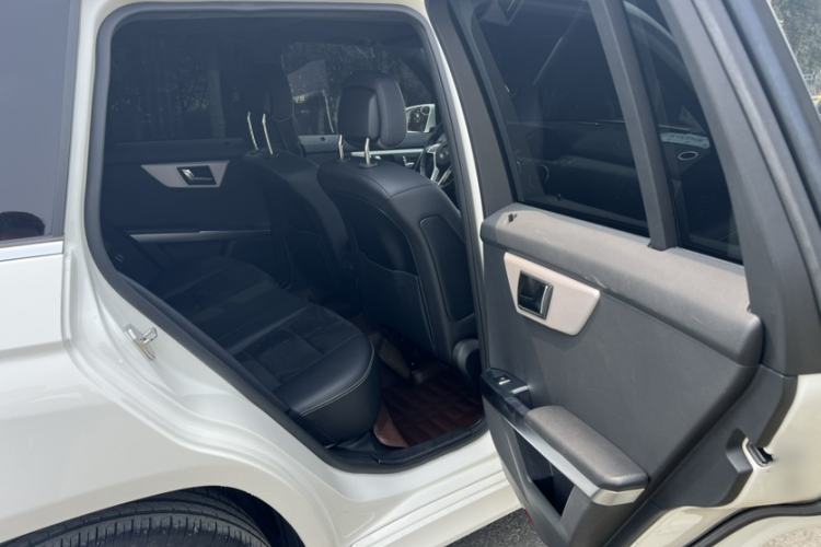 Used Mercedes-Benz GLK-Class 2014 GLK 200 Standard Model Interior 4