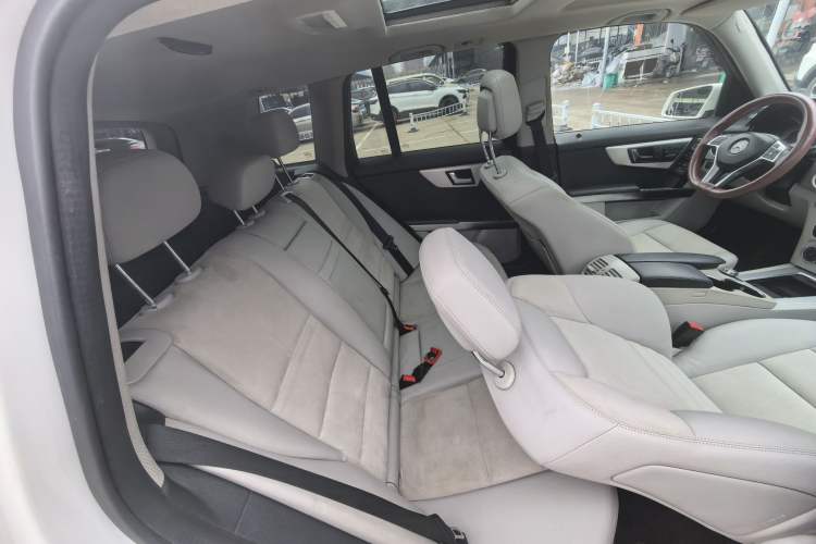 Used Mercedes-Benz GLK-Class 2014 GLK 200 Standard Model Interior 7