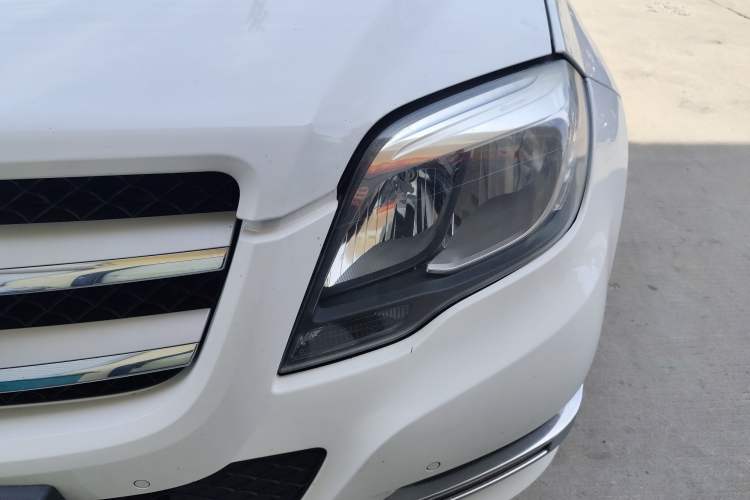 Used Mercedes-Benz GLK-Class 2014 GLK 200 Standard Model Left Front Headlight