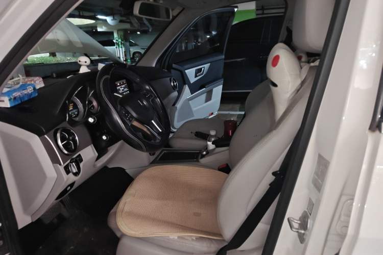 Used Mercedes-Benz GLK-Class 2014 GLK 200 Standard Model Left Front Seat