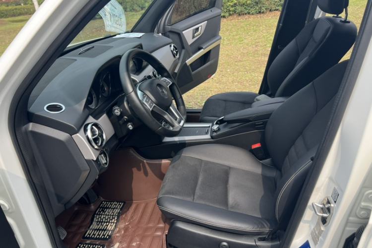 Used Mercedes-Benz GLK-Class 2014 GLK 200 Standard Model Left Front Seat