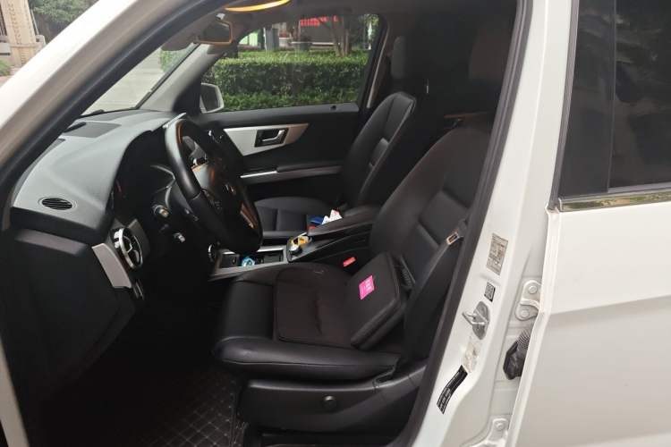 Used Mercedes-Benz GLK-Class 2014 GLK 260 4MATIC Dynamic Model Left Front Seat