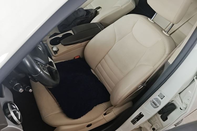 Used Mercedes-Benz GLK-Class 2014 GLK 200 Standard Model Left Front Seat
