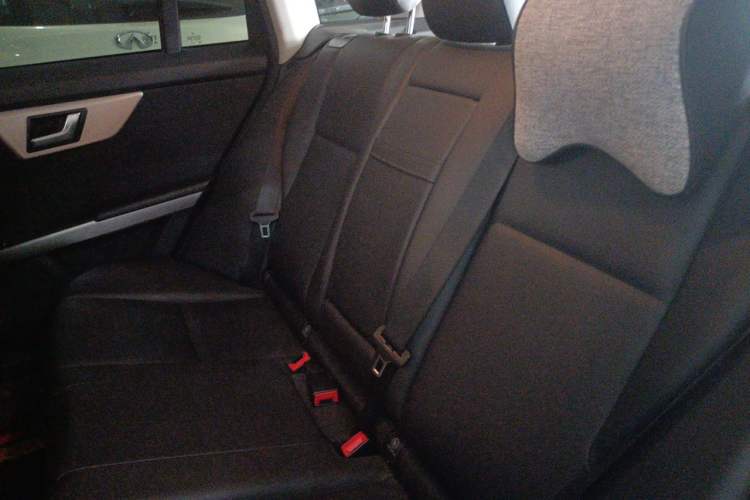 Used Mercedes-Benz GLK-Class 2014 GLK 260 4MATIC Dynamic Model Left Rear Seat