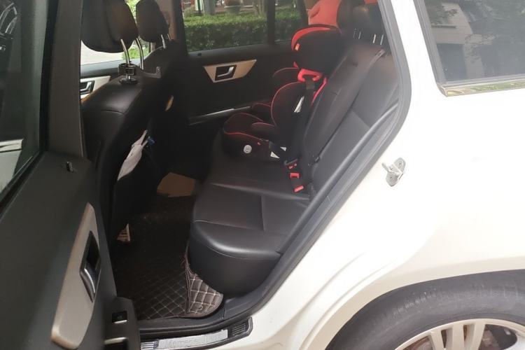 Used Mercedes-Benz GLK-Class 2014 GLK 260 4MATIC Dynamic Model Left Rear Seat