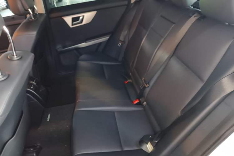 Used Mercedes-Benz GLK-Class 2014 GLK 260 4MATIC Dynamic Model Left Rear Seat