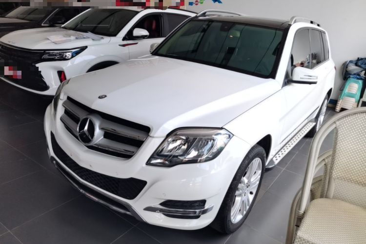 Używany Mercedes-Benz GLK-Class 2014 GLK 200 Standard Model Guazi used car, China used car export, Used car for sale, Used cars, Cheapest cars for sale