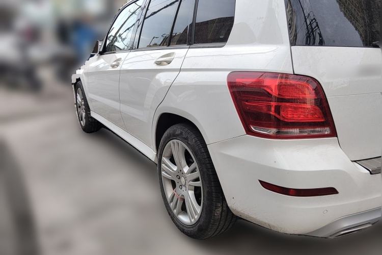 Used Mercedes-Benz GLK-Class 2014 GLK 260 4MATIC Dynamic Model Rear Left 45 Deg