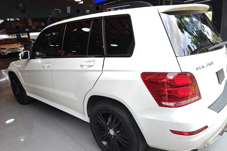 Used Mercedes-Benz GLK-Class 2014 GLK 260 4MATIC Dynamic Model Rear Left 45 Deg