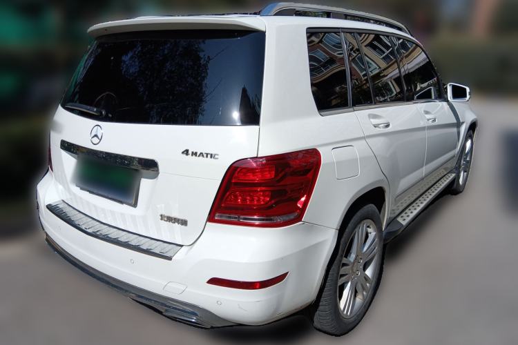 Used Mercedes-Benz GLK-Class 2014 GLK 260 4MATIC Dynamic Model Rear Right 45 Deg