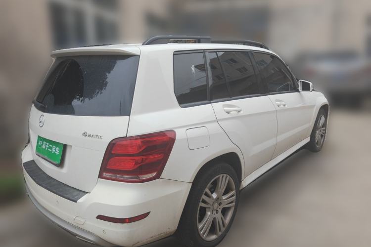 Used Mercedes-Benz GLK-Class 2014 GLK 260 4MATIC Dynamic Model Rear Right 45 Deg