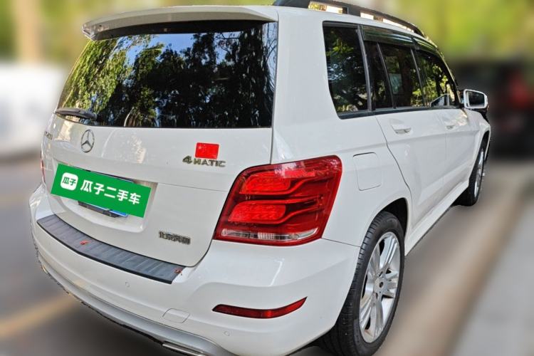Used Mercedes-Benz GLK-Class 2014 GLK 260 4MATIC Dynamic Model Rear Right 45 Deg