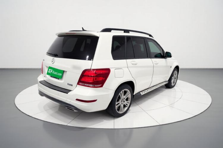 Used Mercedes-Benz GLK-Class 2014 GLK 260 4MATIC Dynamic Model Rear Right 45 Deg