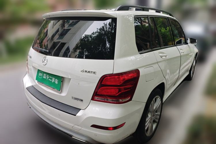 Used Mercedes-Benz GLK-Class 2014 GLK 260 4MATIC Dynamic Model Rear Right 45 Deg