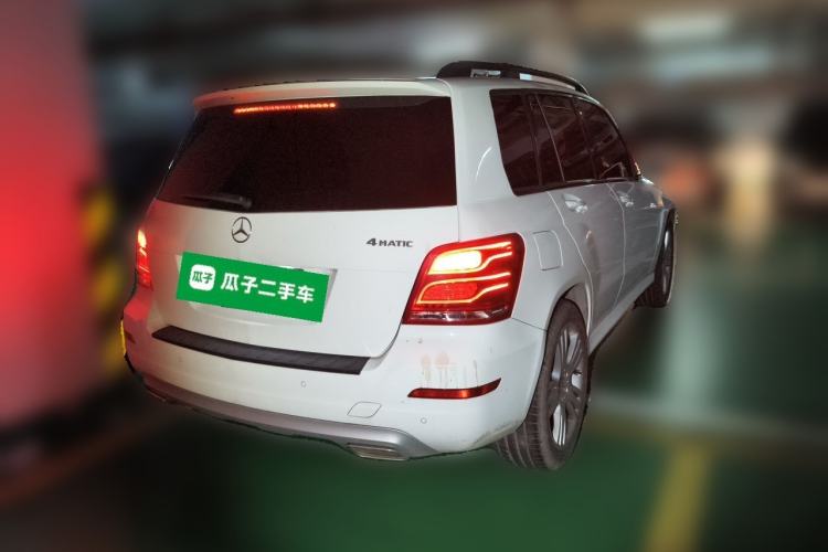 Used Mercedes-Benz GLK-Class 2014 GLK 260 4MATIC Dynamic Model Rear Right 45 Deg