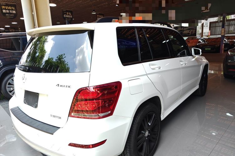 Used Mercedes-Benz GLK-Class 2014 GLK 260 4MATIC Dynamic Model Rear Right 45 Deg