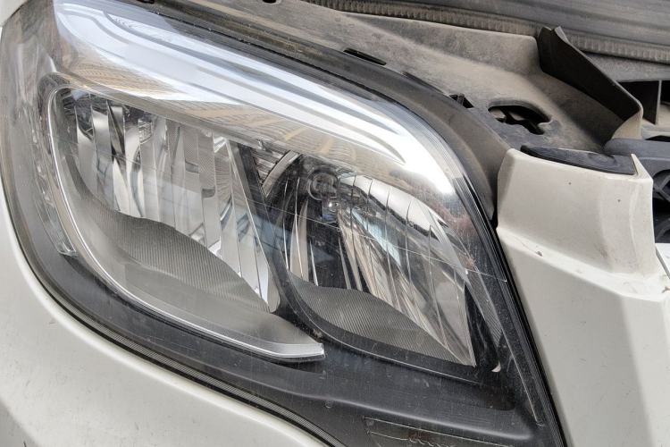 Used Mercedes-Benz GLK-Class 2014 GLK 260 4MATIC Dynamic Model Right Front Headlight