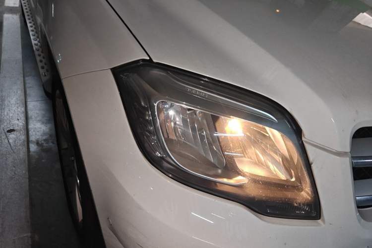 Used Mercedes-Benz GLK-Class 2014 GLK 200 Standard Model Right Front Headlight