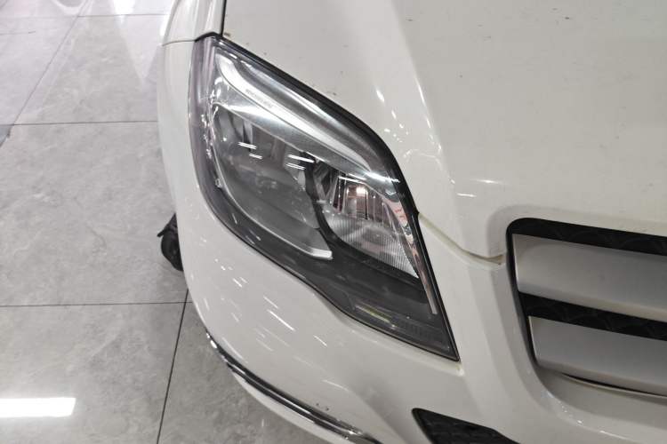 Used Mercedes-Benz GLK-Class 2014 GLK 260 4MATIC Dynamic Model Right Front Headlight