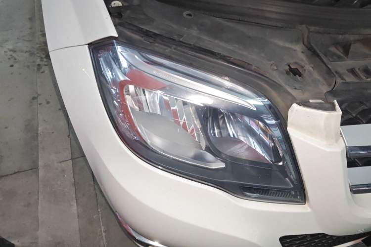 Used Mercedes-Benz GLK-Class 2014 GLK 200 Standard Model Right Front Headlight