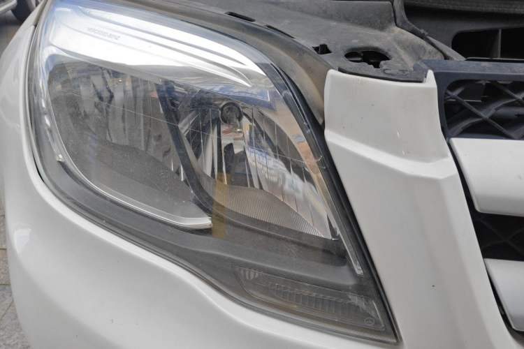 Used Mercedes-Benz GLK-Class 2014 GLK 260 4MATIC Dynamic Model Right Front Headlight
