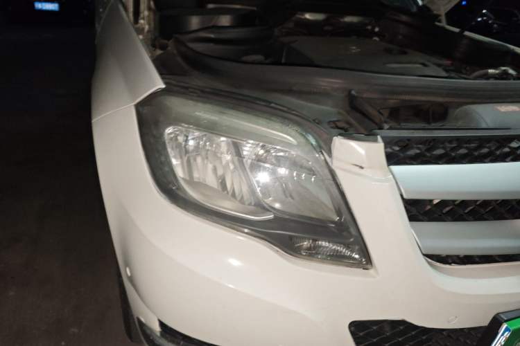 Used Mercedes-Benz GLK-Class 2014 GLK 260 4MATIC Dynamic Model Right Front Headlight