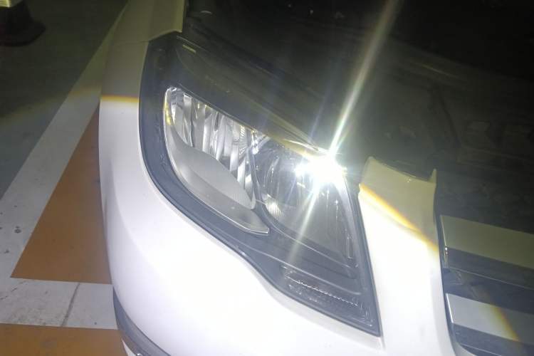 Used Mercedes-Benz GLK-Class 2014 GLK 200 Standard Model Right Front Headlight