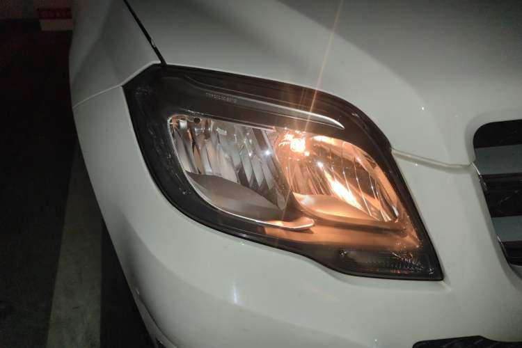 Used Mercedes-Benz GLK-Class 2014 GLK 200 Standard Model Right Front Headlight