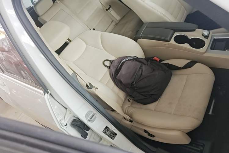 Used Mercedes-Benz GLK-Class 2014 GLK 200 Standard Model Right Front Seat