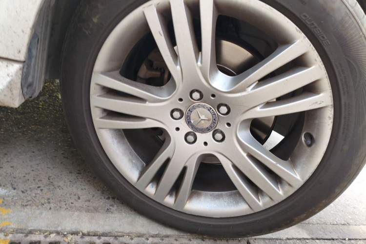 Used Mercedes-Benz GLK-Class 2014 GLK 200 Standard Model Right Front Wheel Hub