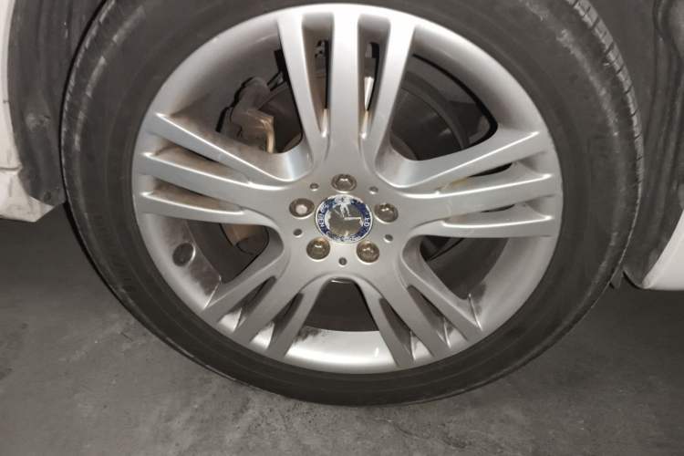 Used Mercedes-Benz GLK-Class 2014 GLK 260 4MATIC Dynamic Model Right Front Wheel Hub