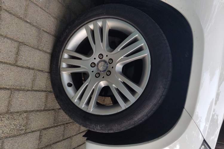 Used Mercedes-Benz GLK-Class 2014 GLK 200 Standard Model Right Front Wheel Hub