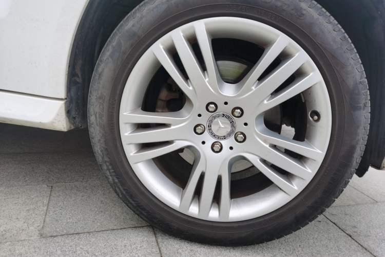 Used Mercedes-Benz GLK-Class 2014 GLK 200 Standard Model Right Front Wheel Hub
