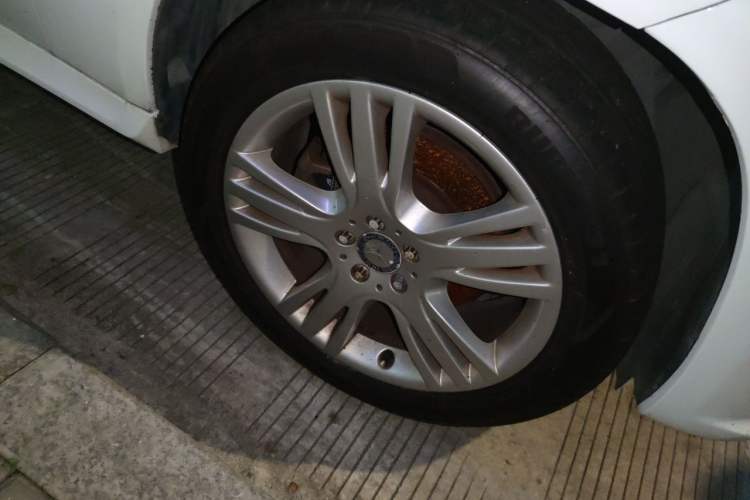 Used Mercedes-Benz GLK-Class 2014 GLK 200 Standard Model Right Front Wheel Hub