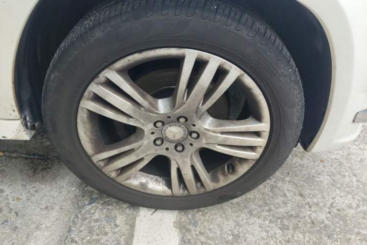 Used Mercedes-Benz GLK-Class 2014 GLK 200 Standard Model Right Front Wheel Hub