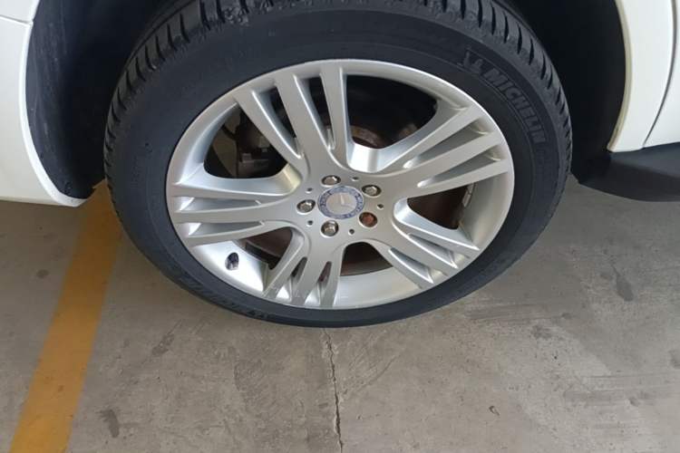 Used Mercedes-Benz GLK-Class 2014 GLK 200 Standard Model Right Rear Wheel Hub