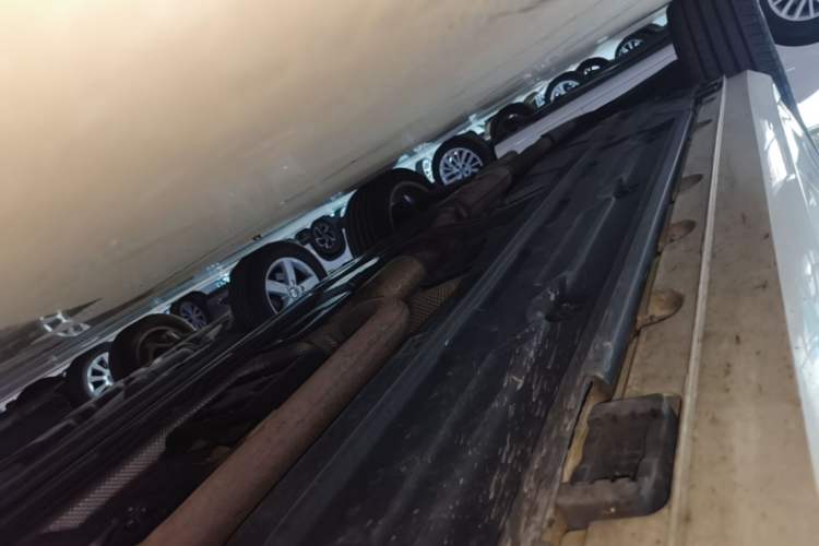 Used Mercedes-Benz GLK-Class 2014 GLK 260 4MATIC Dynamic Model Right Side Sill
