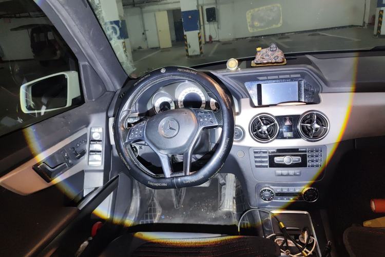 Used Mercedes-Benz GLK-Class 2014 GLK 200 Standard Model Steering Wheel